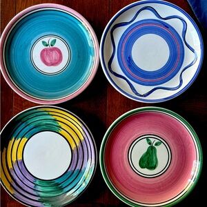 Pottery plates